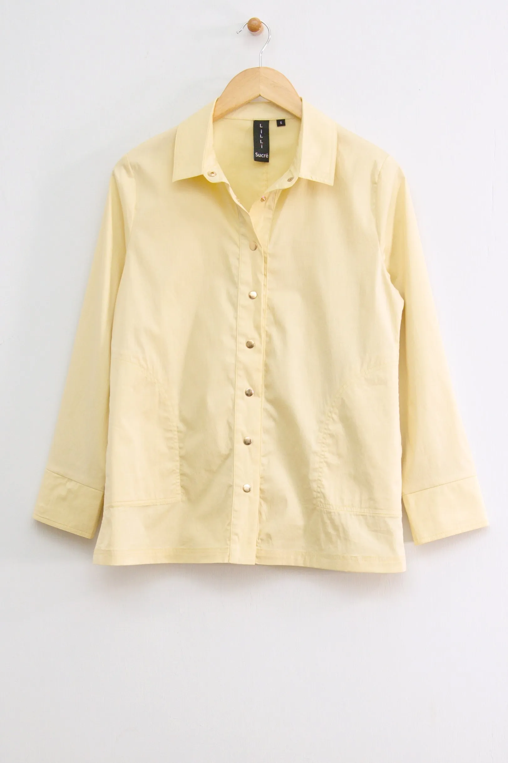 27" Long Sleeve Snap Blouse