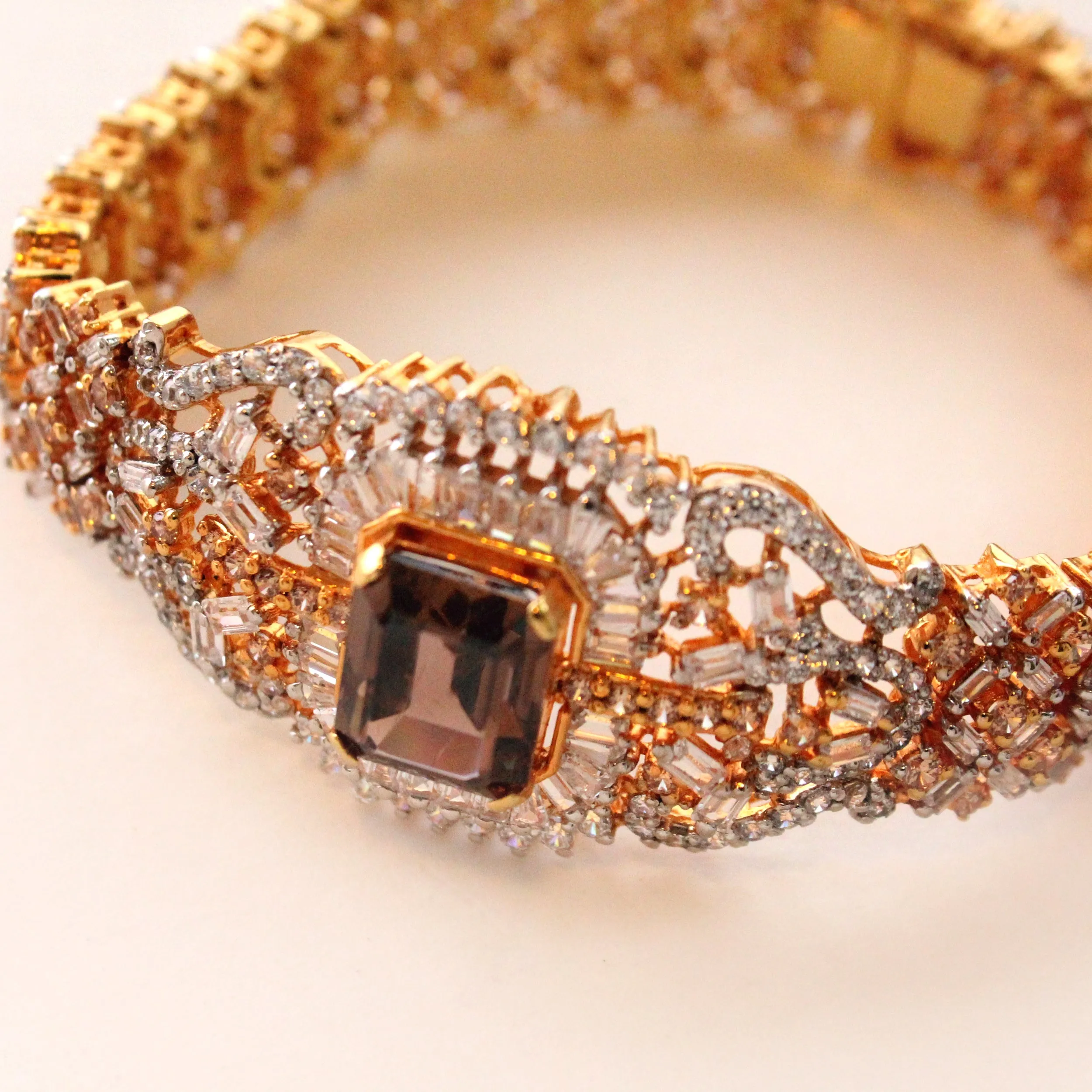Bracelet in Honey Color Stone and Cubic Zircons