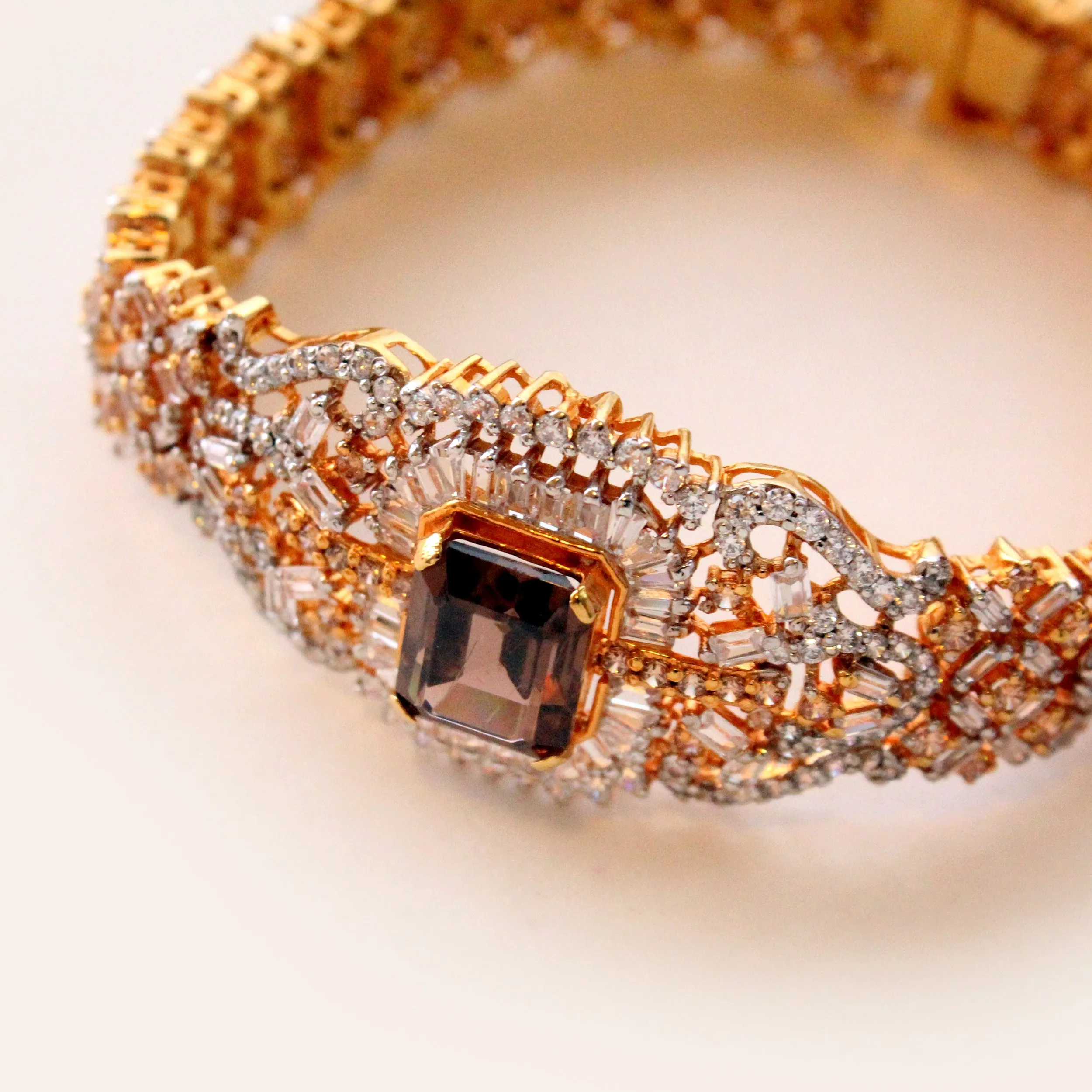 Bracelet in Honey Color Stone and Cubic Zircons